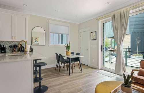 River District Apartment | Journey @ The Cove Riverwalk Villas