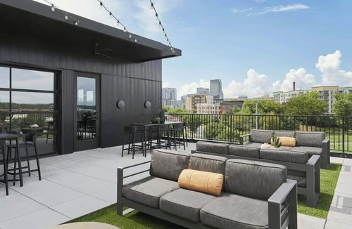Rolling Mill Hill Condo | 1.2 Mi to DT Nashville・City View Condo W Rooftop