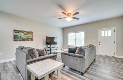 Crossville House | 1 Mi to Dtwn Crossville: Spacious Home w/Patio!