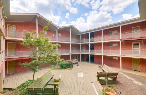 Athens House | 1 Mi to Dtwn & UGA: Condo w/Pool in Athens!