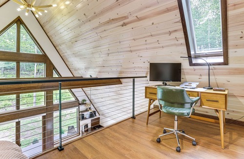 Alpine Lake House | 1 Mi to Resort Beach: Alpine Lake A-Frame!