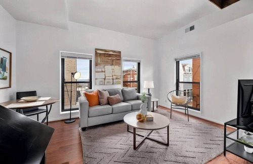 Mount Adams Apartment | 1BR Condo Steps to the Monastery, Cafes, and More