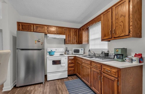 Missionary Ridge Apartment | 2 Bed Duplex near CHI Memorial, Parkridge, Erlanger, Notre Dame HS, McCallie HS