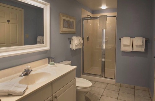 The Cottages Resort | 2-bedroom resort in charming Hilton Head Island with AC 2 blocks from the ocean