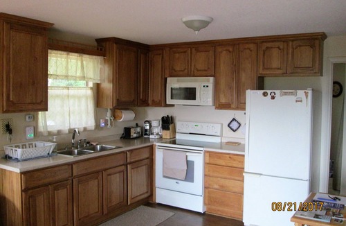 Franklin Cabin | 2 Bedroom Smoky Mountains Cabin in the Sky with all the perks!