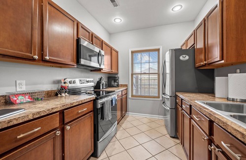 Richmond Condo | 2 Beds/2 Full Baths, Fenced Yard, 1 Car Garage, One Level, Pets Welcomed!