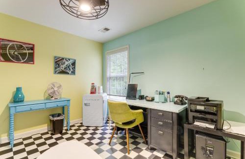 Sugar Hill House | 2 Mi to Suwanee Town Center: Spacious Townhome