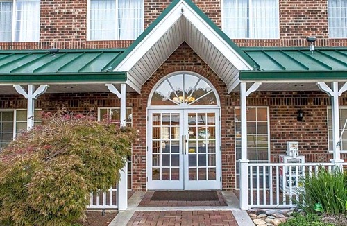 Alcoa Hotel | 2-Star Hotel ∙ MainStay Suites Knoxville Airport