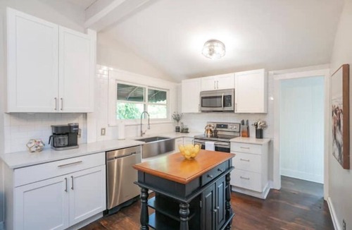 Maxwell House | 2 Whole Homes* Downtown Close*Large Patio w/games