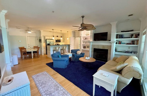 Melrose on the Beach Condo | 2Bed/2Bath villa on Daufuskie - Steps from the beach, with a screened-in porch!
