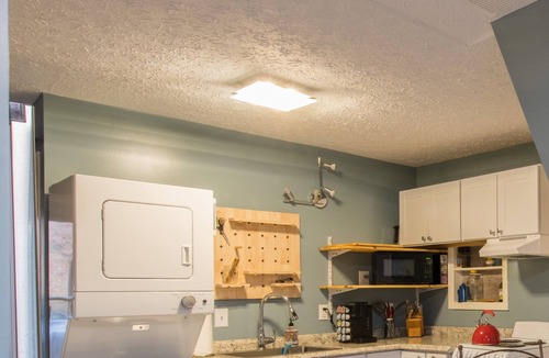 Mount Jackson Cabin | 3-bedroom cabin with hot tub near George Washington National Forest