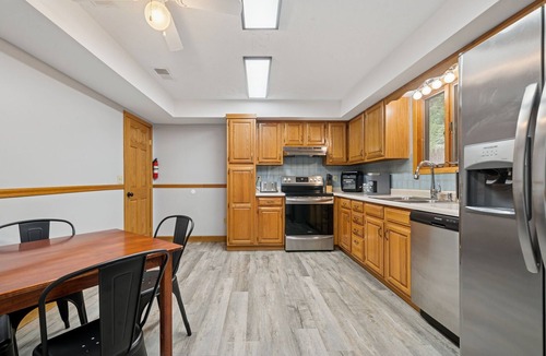 Cheat Lake House | 3 Bedroom Townhome next to Cheat Lake/Sunset Beach Marina!
