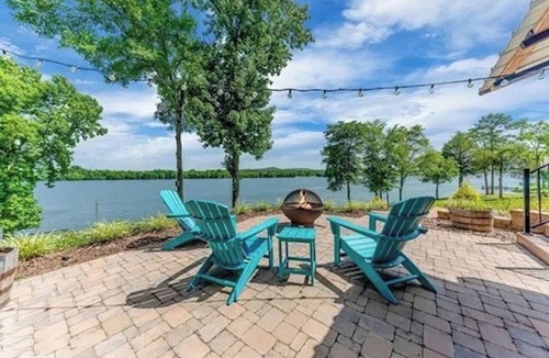 Decatur Cottage | 3-bedroom waterfront cottage with unmatched views and dock on Tennessee River
