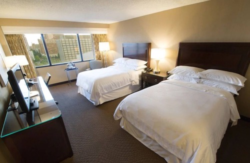 Pinch District House | 3 Great Units in Downtown Memphis! Visit Orpheum Theatre and Pink Palace Museum