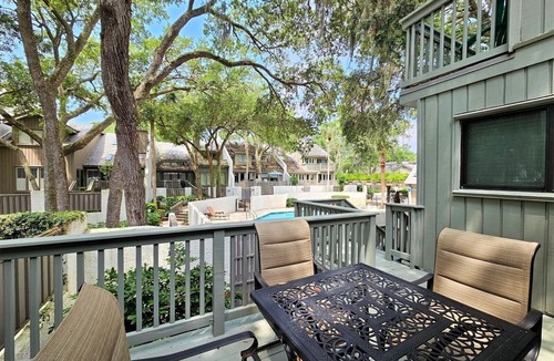 Beach Lagoon Villa | 34 Turtle Lane Club ~ Beautiful 3Br Townhome with Private Access to Pool!