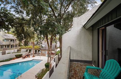 Beach Lagoon Villa | 34 Turtle Lane Club ~ Beautiful 3Br Townhome with Private Access to Pool!