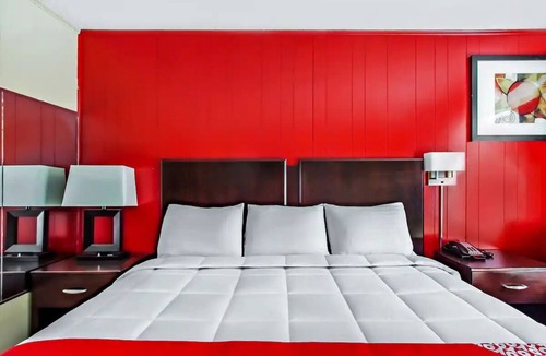 Ridgeland Hotel | 4 Affordable King Rooms for Value-Minded Travelers w/Free Parking