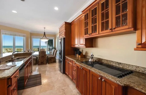 Palmetto Dunes House | 5 Singleton Beach Place Direct Oceanfront 6 Bedroom HHI Mid Island