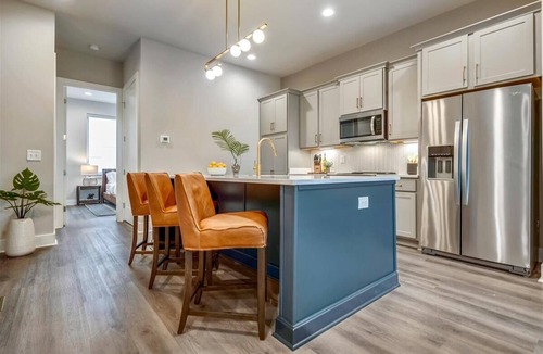 North Nashville House | 6 Nashville Homes | 3 Hot Tub & 3 Grill Decks