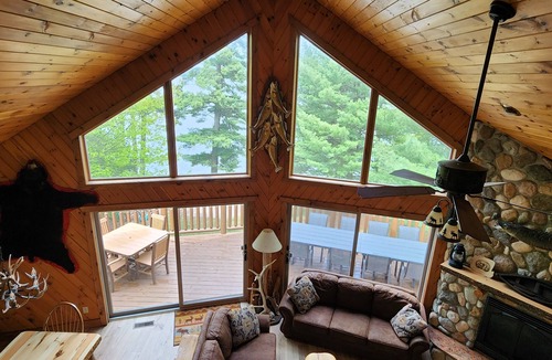 Eagle River Cabin | 7BR,3BA Lakefront cabin with great views, private lake frontage, close to town