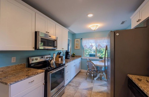 Lawton Woods House | 81 Lawton - Bike to the Beach! 3 Bedroom Sea Pines Home