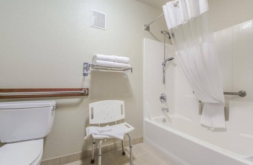 Gresham House | A good value for exploring the Historic Columbia River Highway!