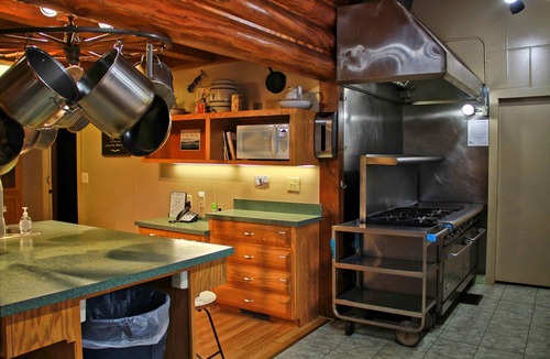 Townsend Cabin | A HEAVENLY VIEW in the Smokies for your Retreat or Reunion-10 bedrooms!