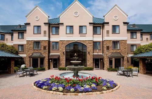 Ballantyne Apartment | Accessible Suite in Ballantyne w/Free Breakfast