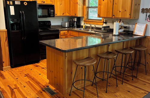 Gumlog Cabin | Almost Perfect Cabin