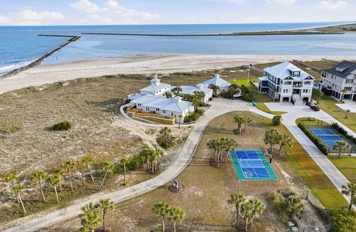 Inlet Harbour House | Alpha At The Point: Oceanfront, Private Pool & Hot Tub, Breathtaking Views