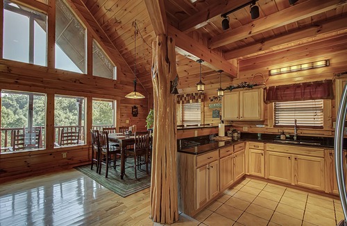 Sevierville Cabin | AMAZING RATES AND VIEWS! FIREPIT! VERY CLEAN! 350 FIVE STAR REVIEWS!