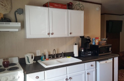 Abingdon Apartment | Apartment Directly ON The Virginia Creeper Trail !