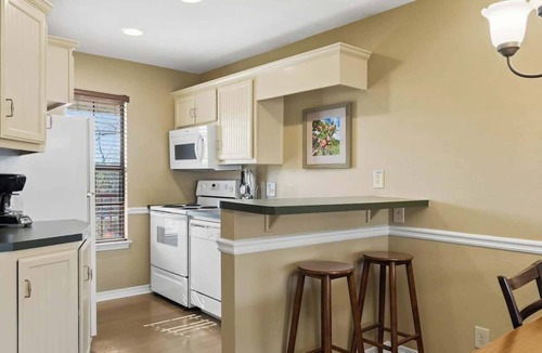 Clarkesville Apartment | Apple Mountain Resort | Elevated 2BR Getaway