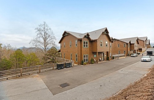 Sevierville House | Aqua Dreamin' Retreat