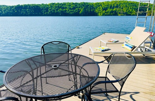 Sharps Chapel House | 🚨Aug: 3 Night Mins!🚨 Stunning Views, Private Dock, 5Acres, Fire-Pit & Kayaks!