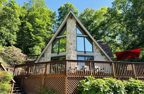 Sharps Chapel House | 🚨Aug: 3 Night Mins!🚨 Stunning Views, Private Dock, 5Acres, Fire-Pit & Kayaks!