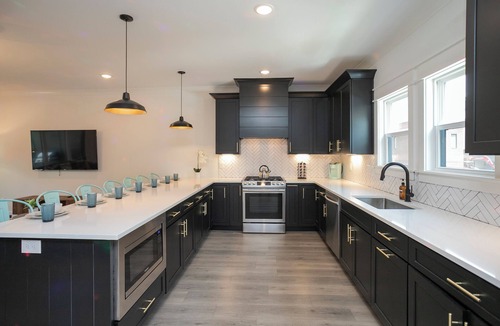 East Nashville House | 🥳​🎉 BACH PARTY HEADQUARTERS - HUGE HOME CLOSE TO DOWNTOWN
