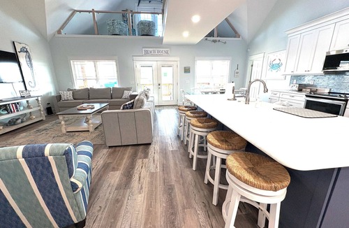 Ocean Isle Beach House | Barefoot Breezes Luxury Beach Home. Renovated for a Fabulous Family Vacation!