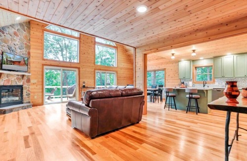 Berkeley Springs Cabin | Base Camp, Private Hot tub