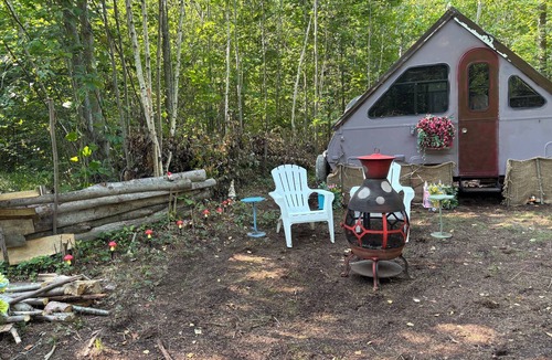 Geneva Cabin | BBHideaway-Romney