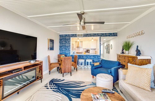 Beachwalk Apartment | Beach Access: Ocean-view Condo w/Screened Balcony
