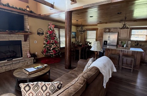 Maggie Valley Cabin | Beat the Heat in Maggie ~ Book Now!