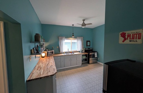 West Baden Springs House | Beautiful 3-Bedroom Bungalow in West Baden Springs - The Indiana Overlook House