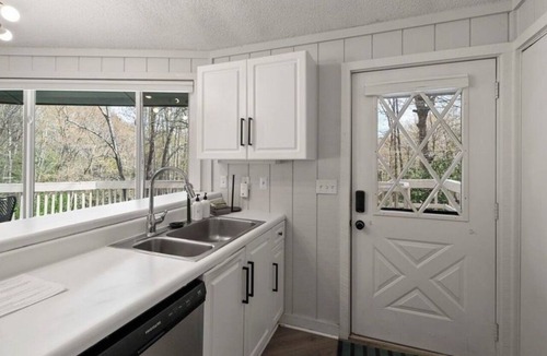 Sugar Mountain Ski Chalet | Beautiful creekside 3-bedroom chalet in Sugar Mountain perfect for your getaway