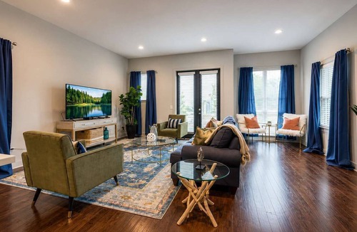 Edgehill Condo | Beautiful Nashville Home – Near Broadway