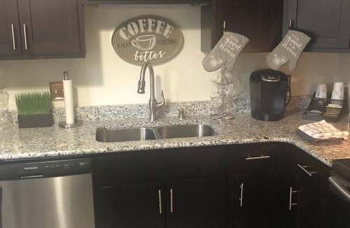 Haynes Area House | Beautiful renovated townhouse ten mins from downtown