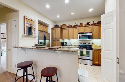 Sugar Mountain Condo | Beautiful & secluded mountain condo w/a full kitchen, furnished deck, & views