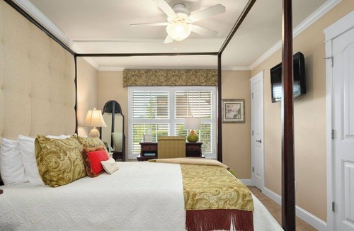 Mills River Bed & Breakfast | Bed & Breakfast on Tiffany Hill