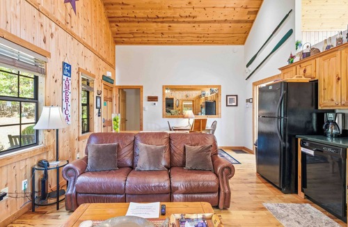 Cleveland Cabin | Bella Vista - 10% OFF or 3rd Night Free - Ask for details!