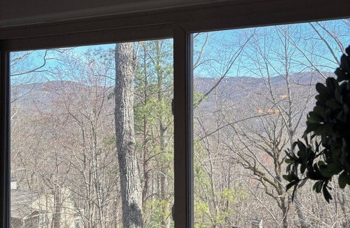 Tate Cabin | Bent Tree Family 2BR - Hot Tub, Mountain View Deck, Pool, Golf, Lake & Fish
